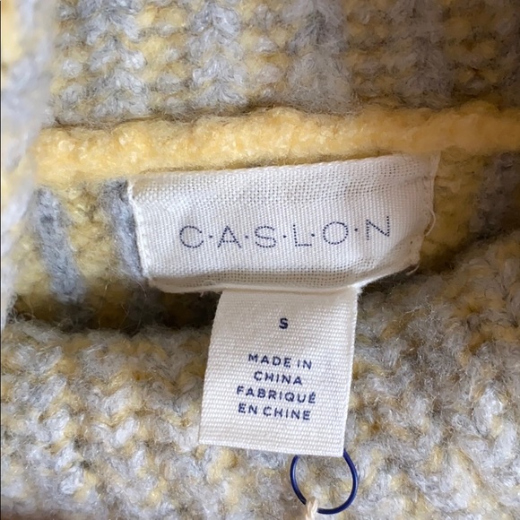 Sweater - Picture 4 of 4